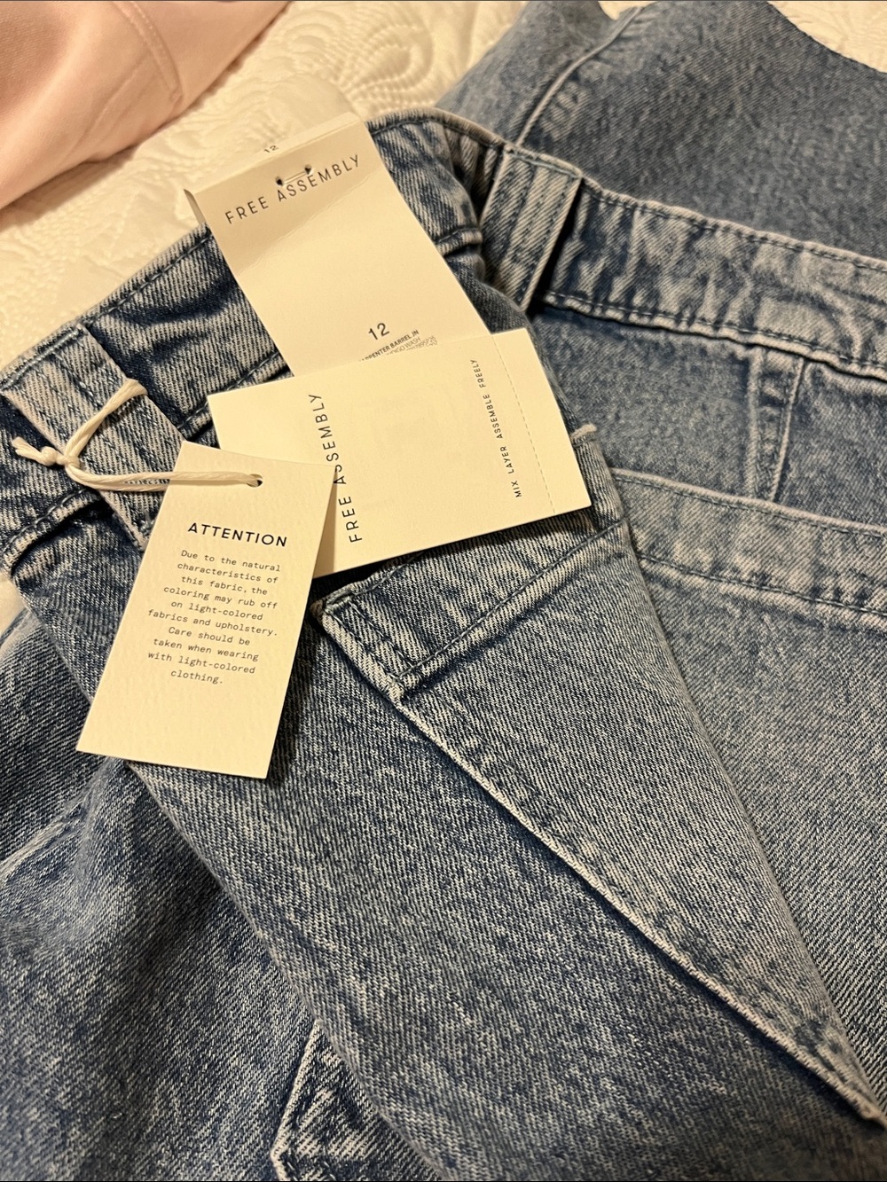High-Rise Ankle carpenter Crop Jeans in sky Blue - Picture 6 of 7